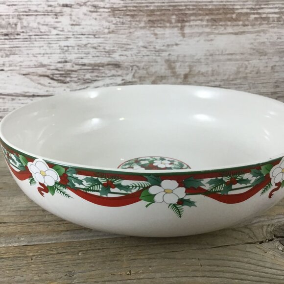 Pfaltzgraff Yuletide Round Vegetable Bowl 8 3/4" X 2 1/4" Christmas-Themed - Picture 9 of 12